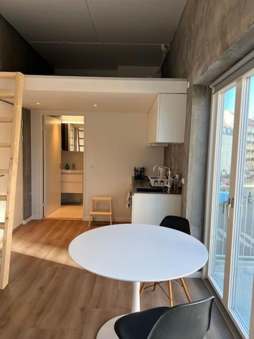 City Apartment *